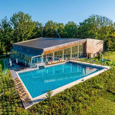 Rooftop Retreat With Sauna
