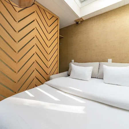 Rooftop Retreat With Sauna Antoing